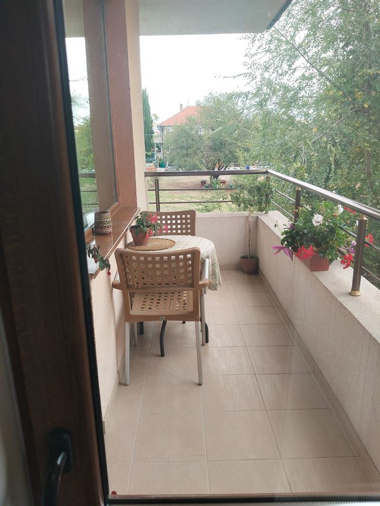 Prostorný třípodlažní rodinný dům v centru Ravdy – komfort, prestiž a plná samostatnost