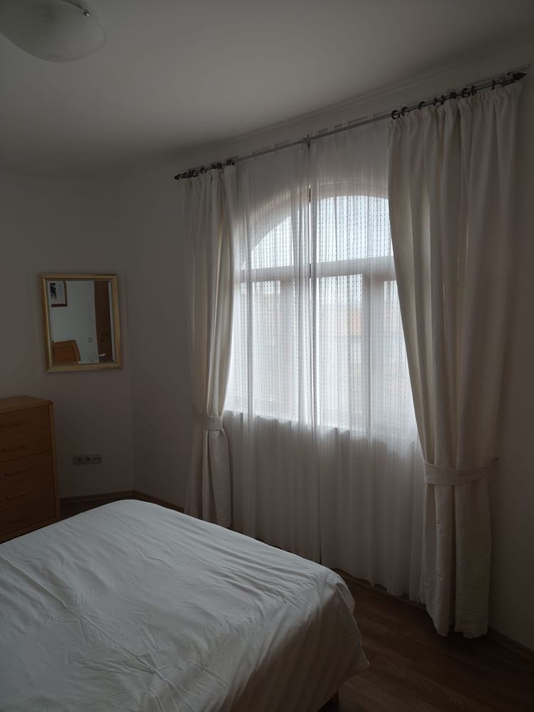 Luxusní dvoupodlažní dům s bazénem a krásnou panoramatickou scenérií v prestižním komplexu – Aheloy