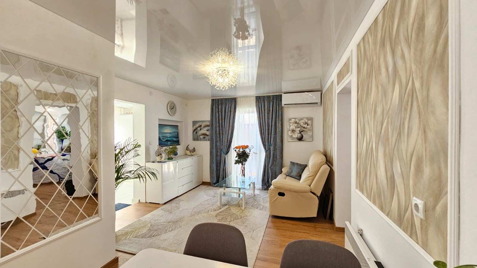 Výjimečný přízemní dům s prostornou zahradou v klidné vesnici Kosharitsa