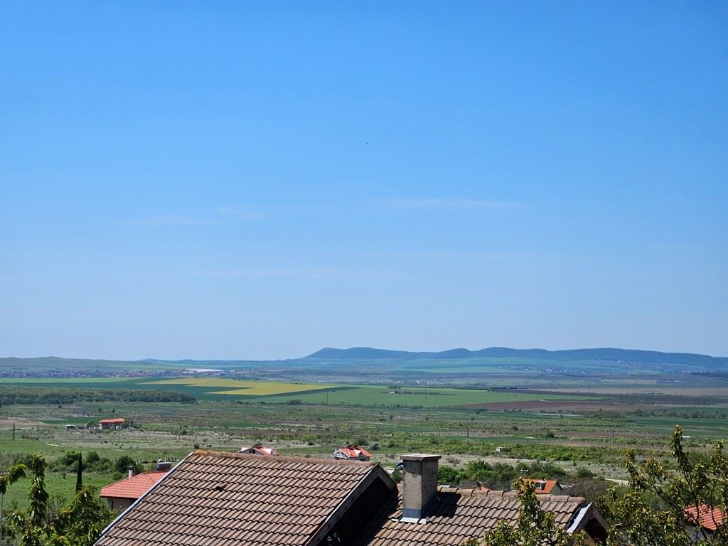 Prostorný samostatný dům s panoramatickým výhledem v Kosharitsa