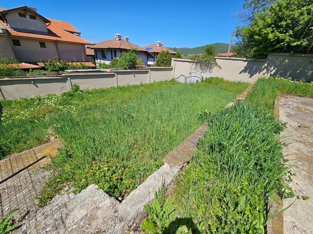 Prostorný samostatný dům s panoramatickým výhledem v Kosharitsa