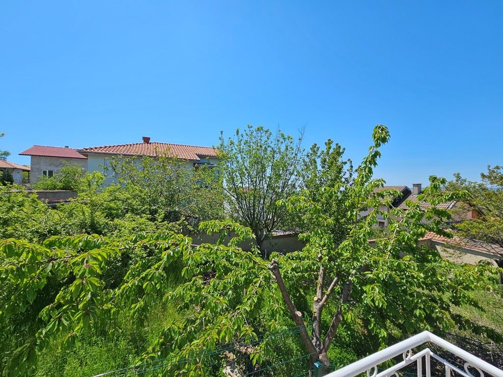 Prostorný samostatný dům s panoramatickým výhledem v Kosharitsa