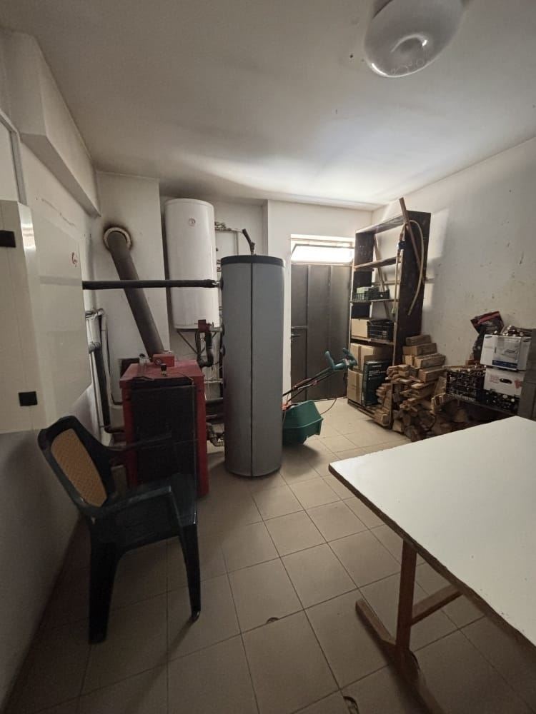 Samostatně stojící dům s panoramatickým výhledem na moře a vlastním pozemkem ve Sveti Vlas