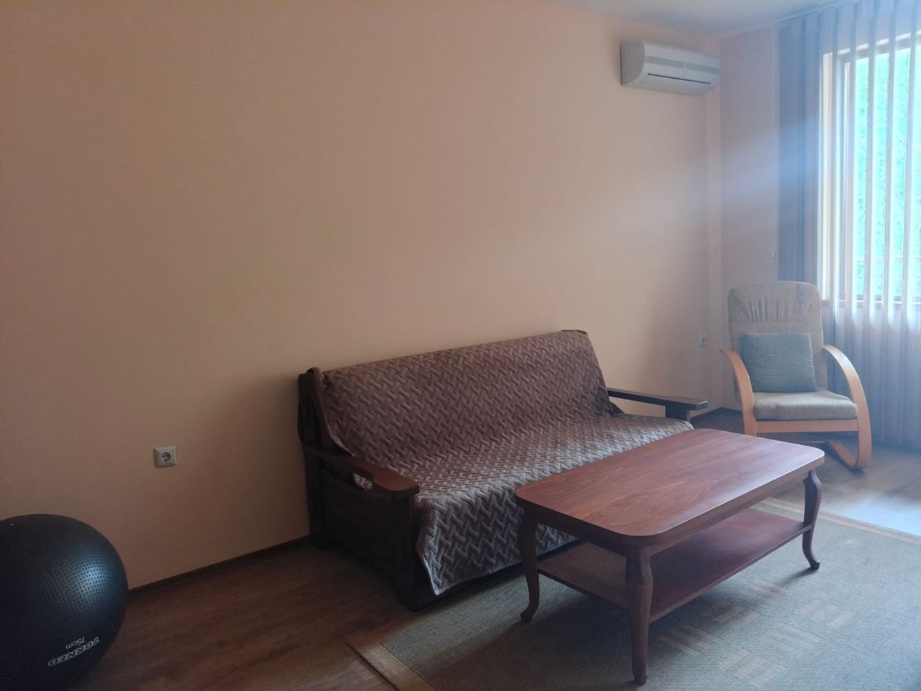 Prostorný třípodlažní rodinný dům v centru Ravdy – komfort, prestiž a plná samostatnost