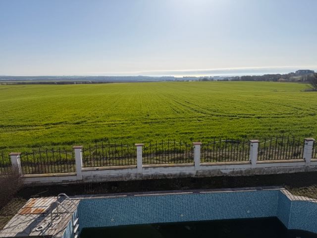 Luxusní dvoupatrový dům s výhledem na moře v Aheloy