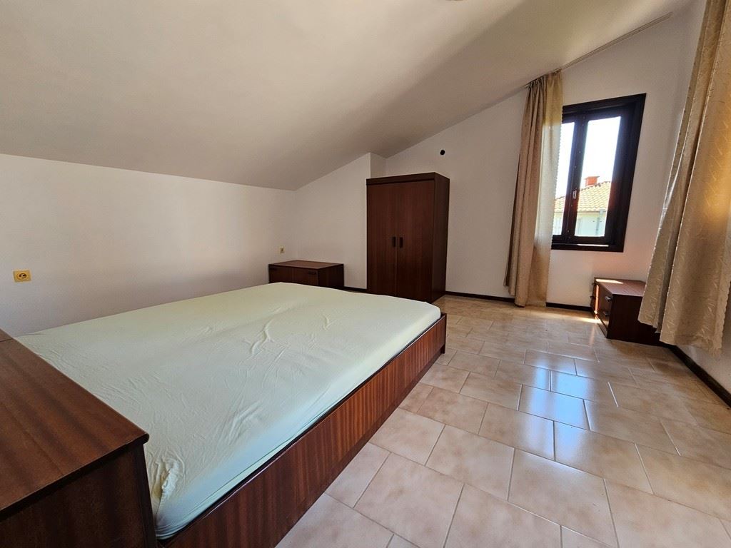 Prostorný samostatný dům s panoramatickým výhledem v Kosharitsa