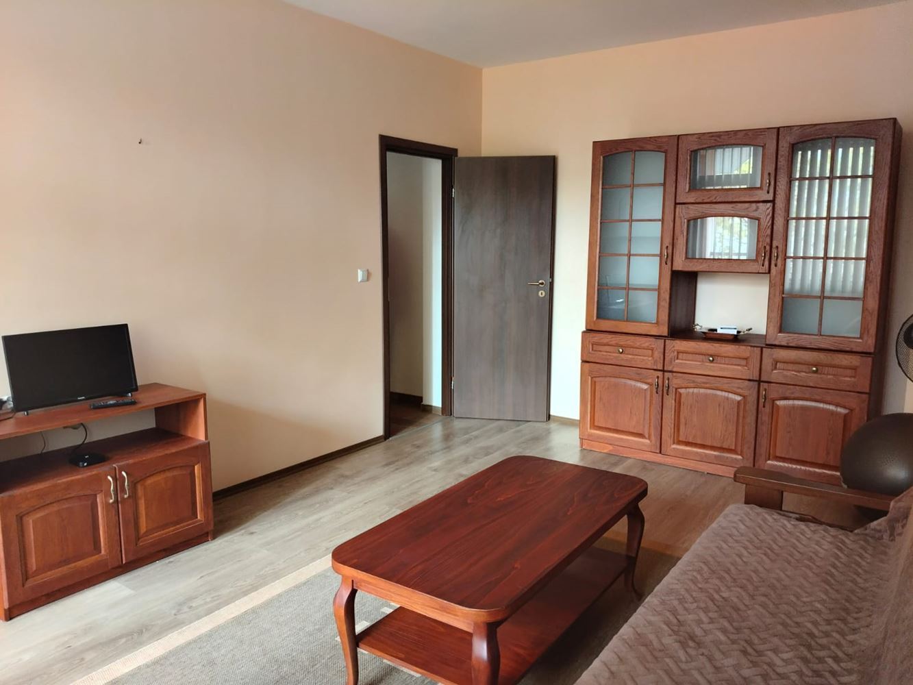 Prostorný třípodlažní rodinný dům v centru Ravdy – komfort, prestiž a plná samostatnost