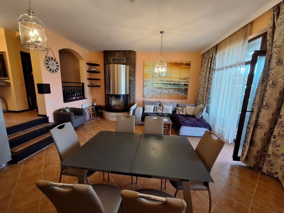 Elegantní dům s výhledem na moře v prestižním komplexu Sozopolis v Sozopolu – luxus, komfort a investice na první linii