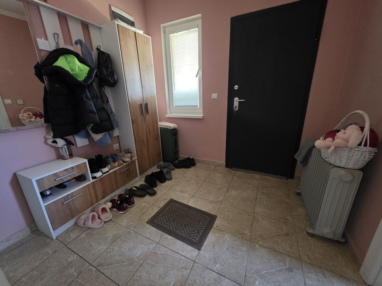 Krásný samostatný dům se zahradou ve vesnici Tynkovo – útulnost a klid blízko Sunny Beach