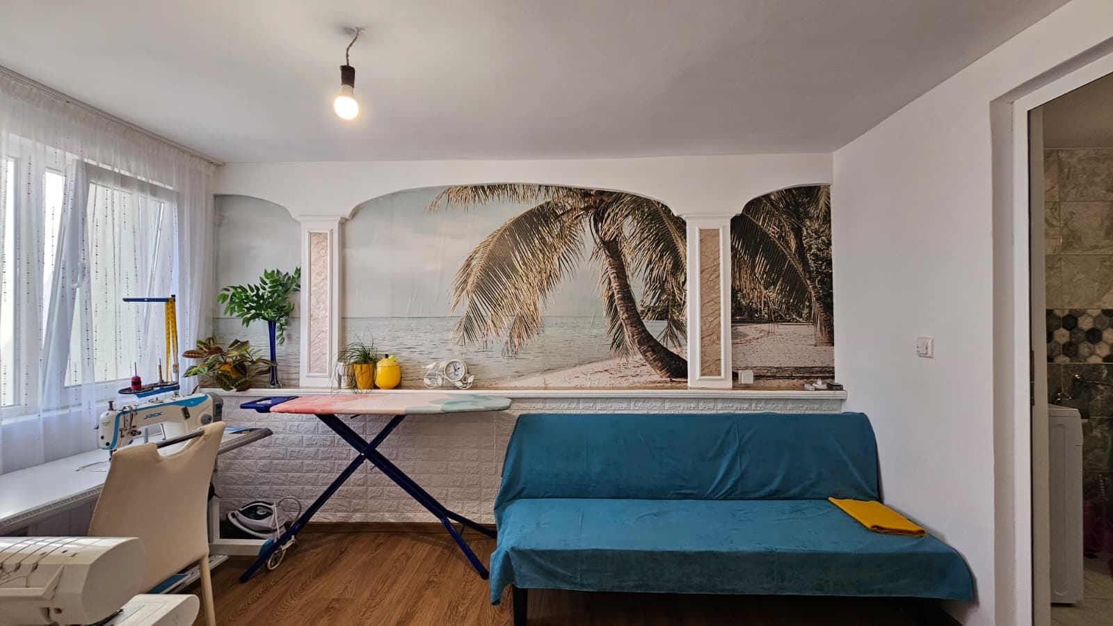 Výjimečný přízemní dům s prostornou zahradou v klidné vesnici Kosharitsa