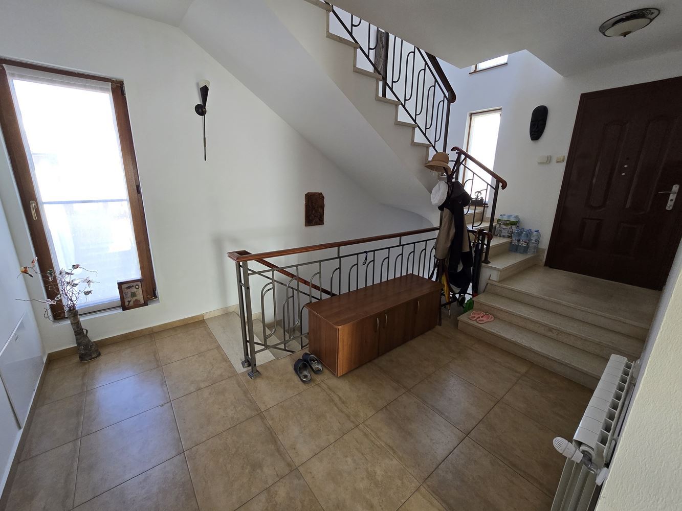 Samostatně stojící dům s panoramatickým výhledem na moře a vlastním pozemkem ve Sveti Vlas