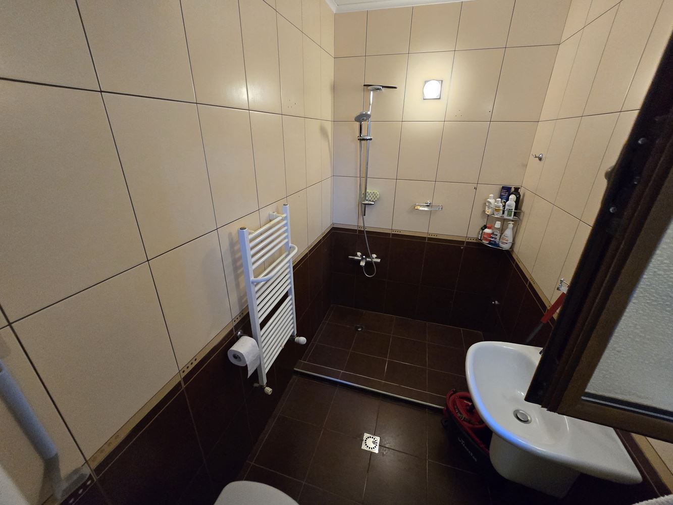 Samostatně stojící dům s panoramatickým výhledem na moře a vlastním pozemkem ve Sveti Vlas