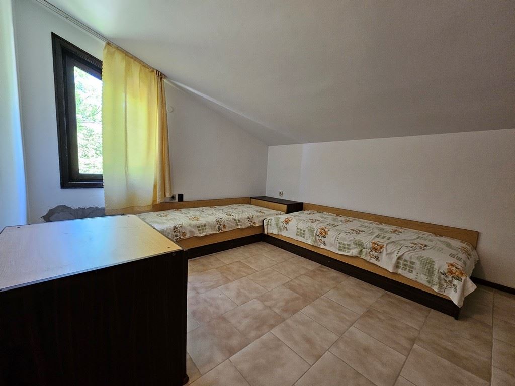 Prostorný samostatný dům s panoramatickým výhledem v Kosharitsa