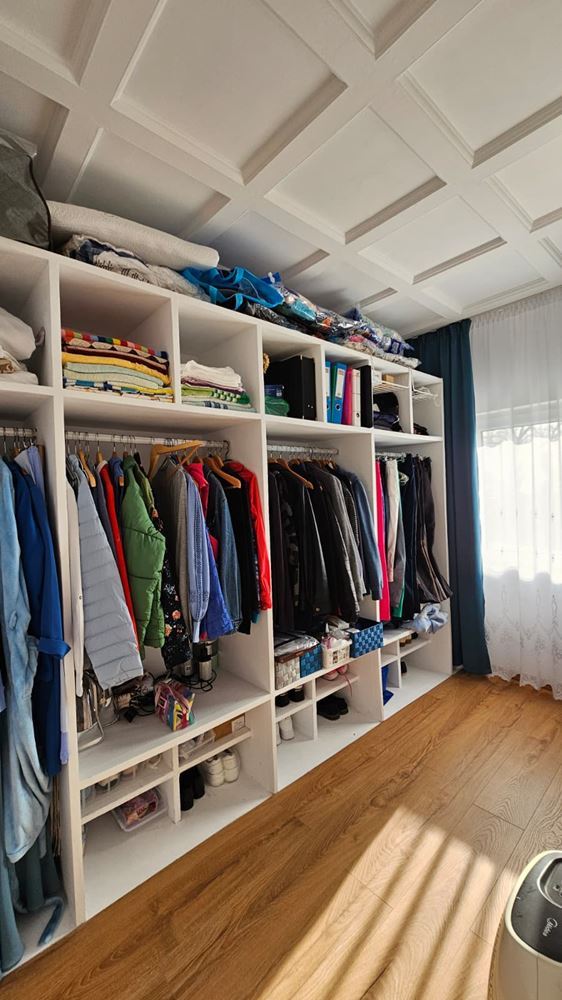 Výjimečný přízemní dům s prostornou zahradou v klidné vesnici Kosharitsa