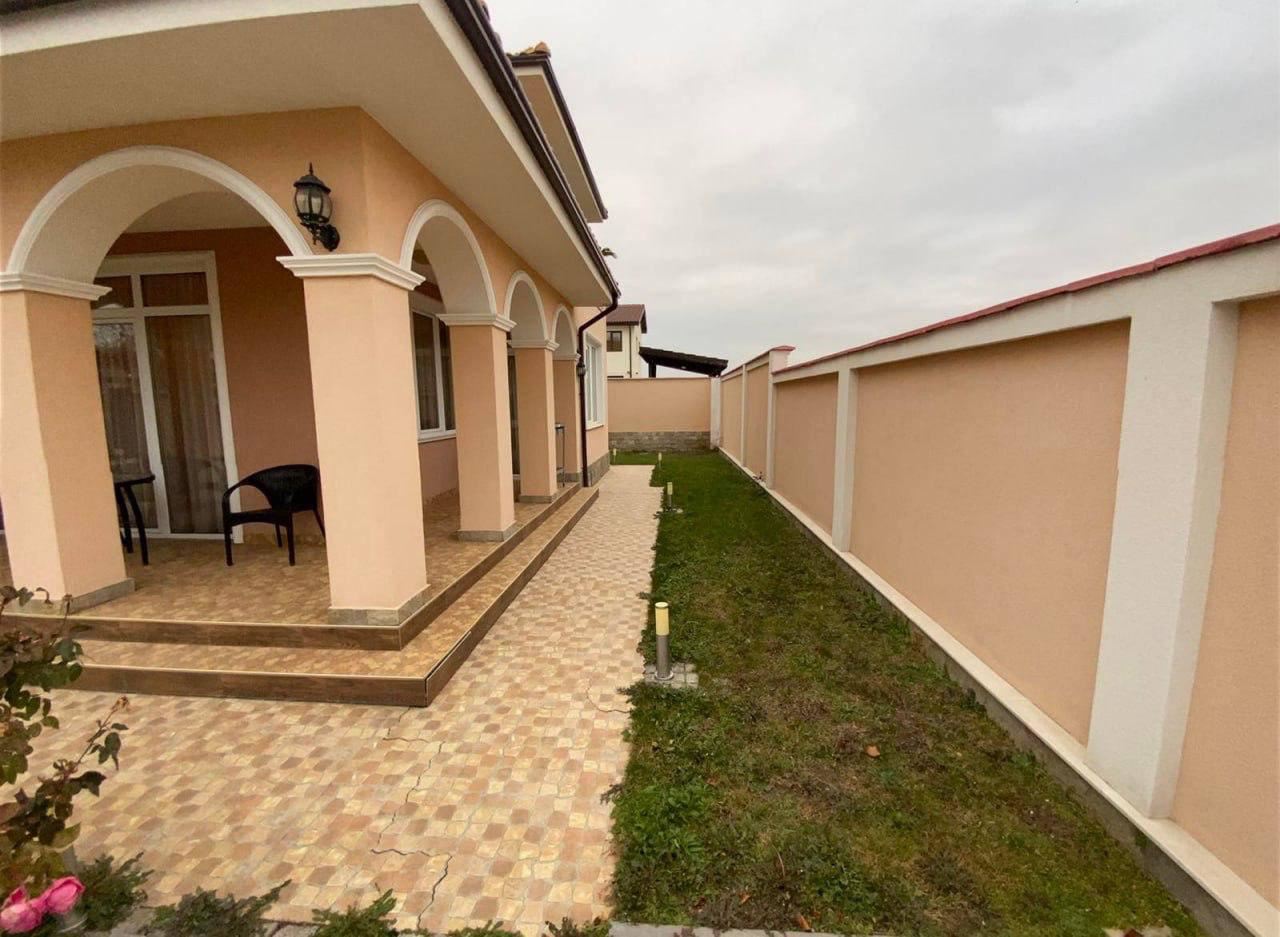 Moderní dům v centru Ravdy – luxusní připravený domov s vynikající polohou a vlastním pozemkem