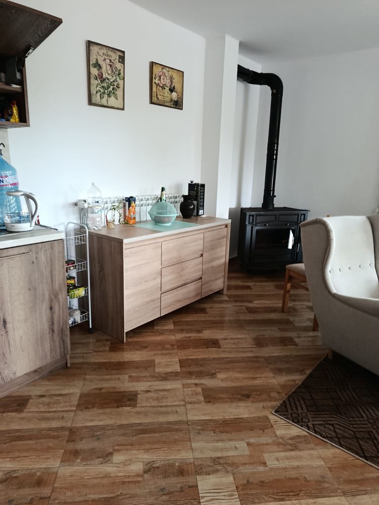 Krásný jednopodlažní dům s velkou zahradou v srdci Strandže – útulnost, příroda a klid nedaleko Burgasu