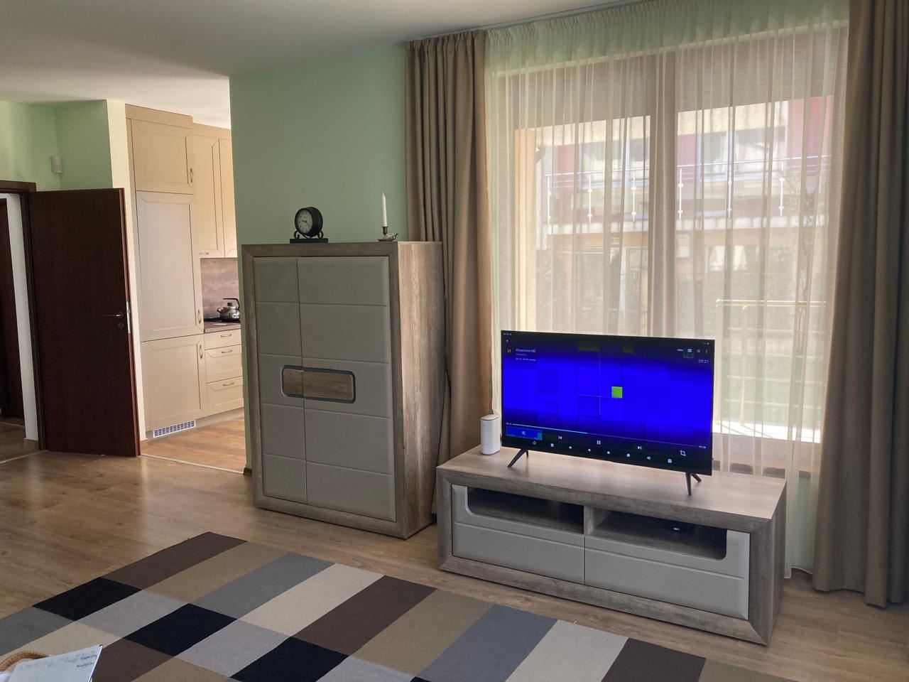 Prostorný třípodlažní rodinný dům v centru Ravdy – komfort, prestiž a plná samostatnost